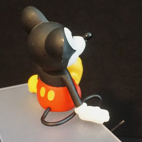 Disney Hallmark Vintage 1980’s Stocking Hanger Mickey Mouse - Picture 10 of 15